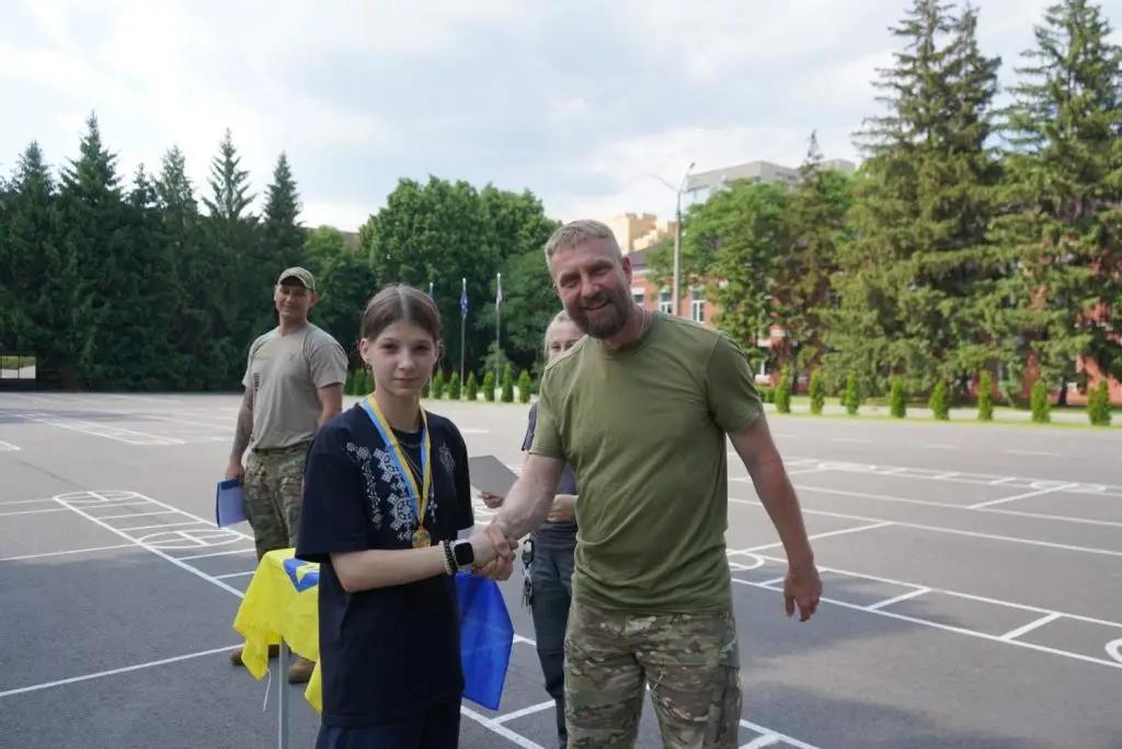 Описание: C:\Users\Rostyslav\Desktop\Ліцей\Кросфіт\14.jpg