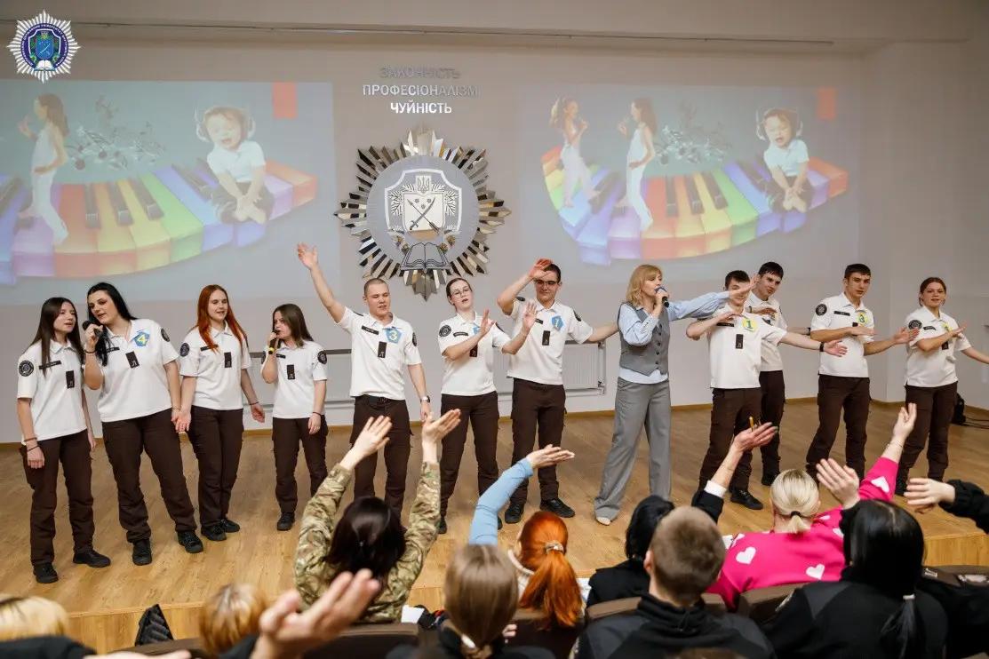 Описание: \\192.168.1.234\g\2025 рік\1. Січень\24.01.2025 Ліцей вікторина до Соборності\1\DE0A0540.JPG